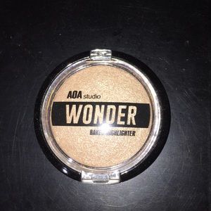AOA studio wonder baked highlighter